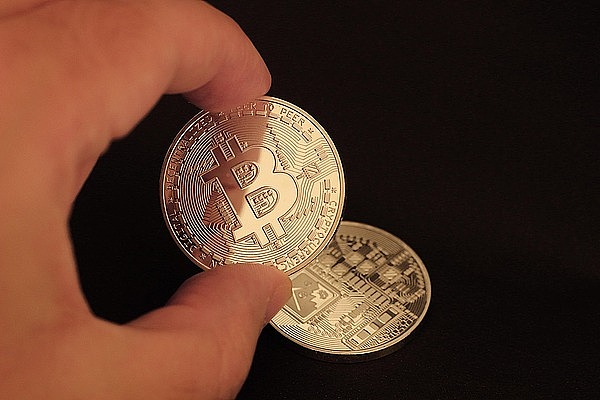 11.27数字货币市场观察：BTC/ETH实战分析与交易心得